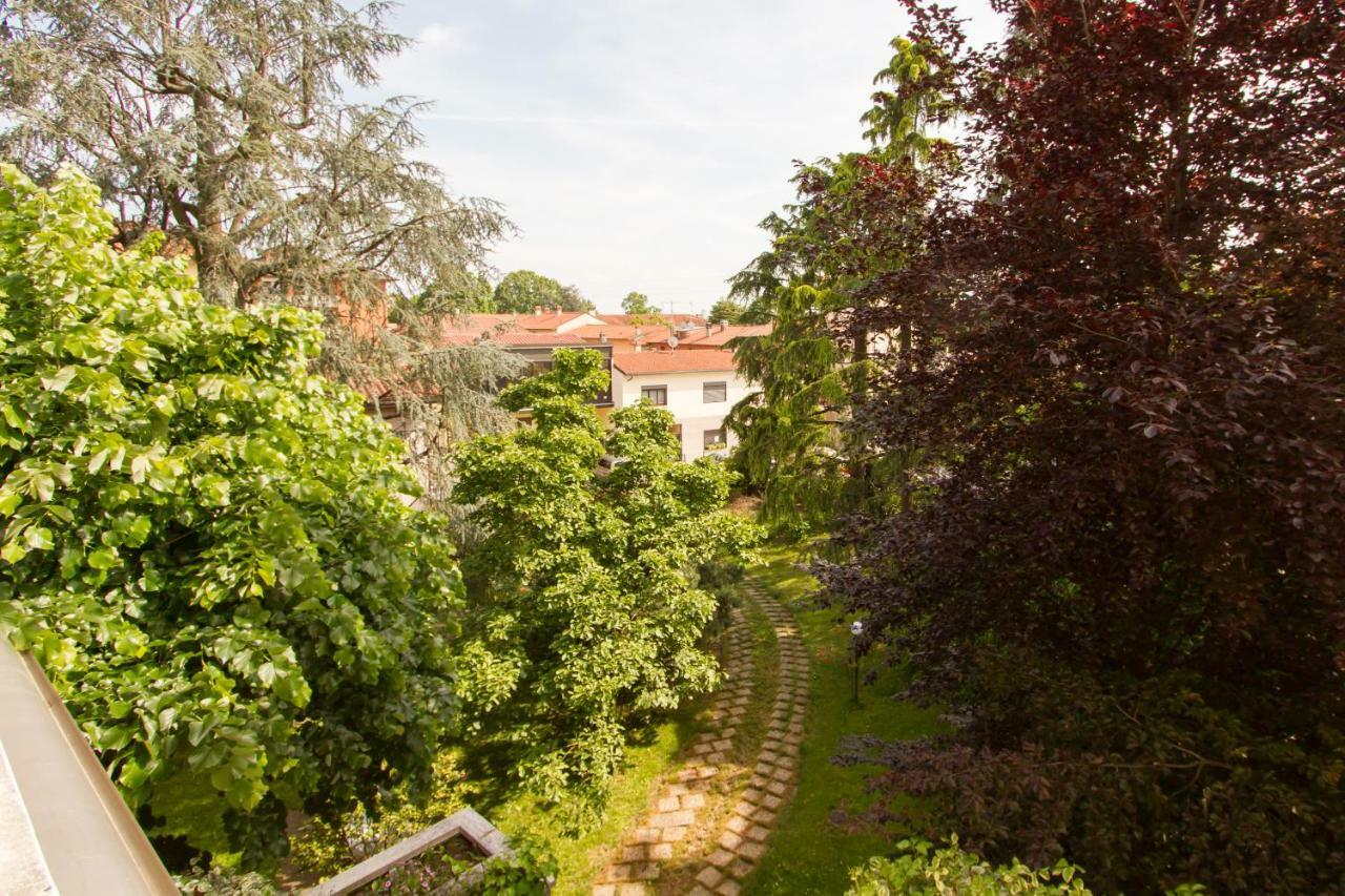 Appartamento Ampio E Indipendente Con Vista Giardino Paderno d'Adda Extérieur photo